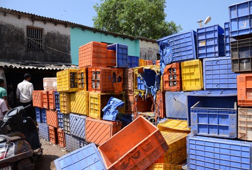 Miscreants torch nearly 500 fish crates at Bunder    1